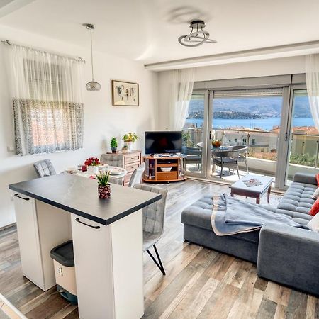 Apartment With A View Μπούντβα Εξωτερικό φωτογραφία