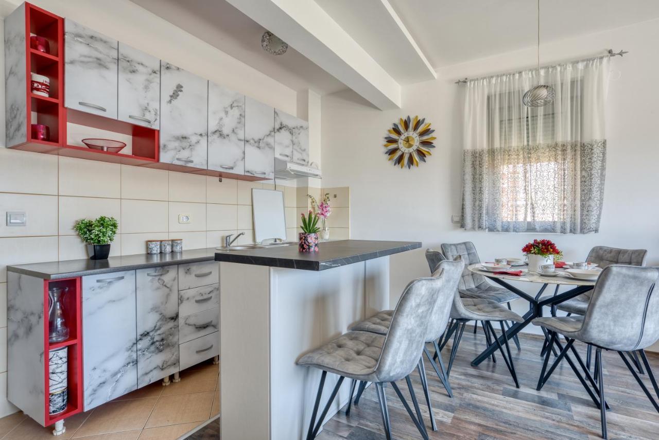 Apartment With A View Μπούντβα Εξωτερικό φωτογραφία