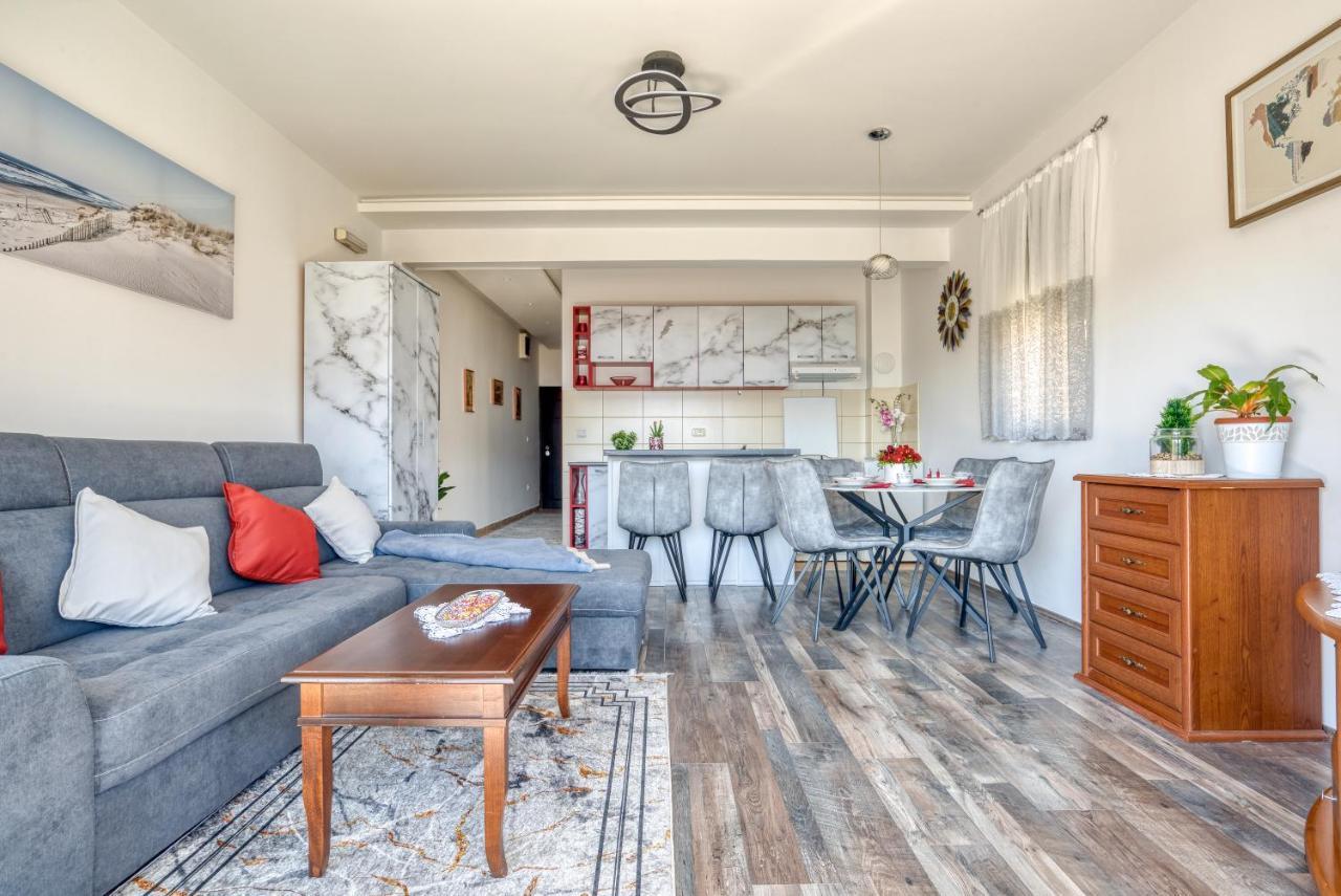Apartment With A View Μπούντβα Εξωτερικό φωτογραφία