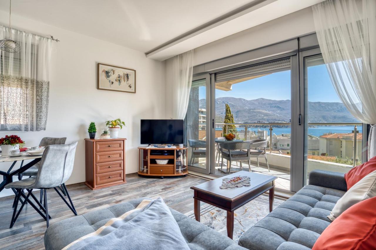 Apartment With A View Μπούντβα Εξωτερικό φωτογραφία