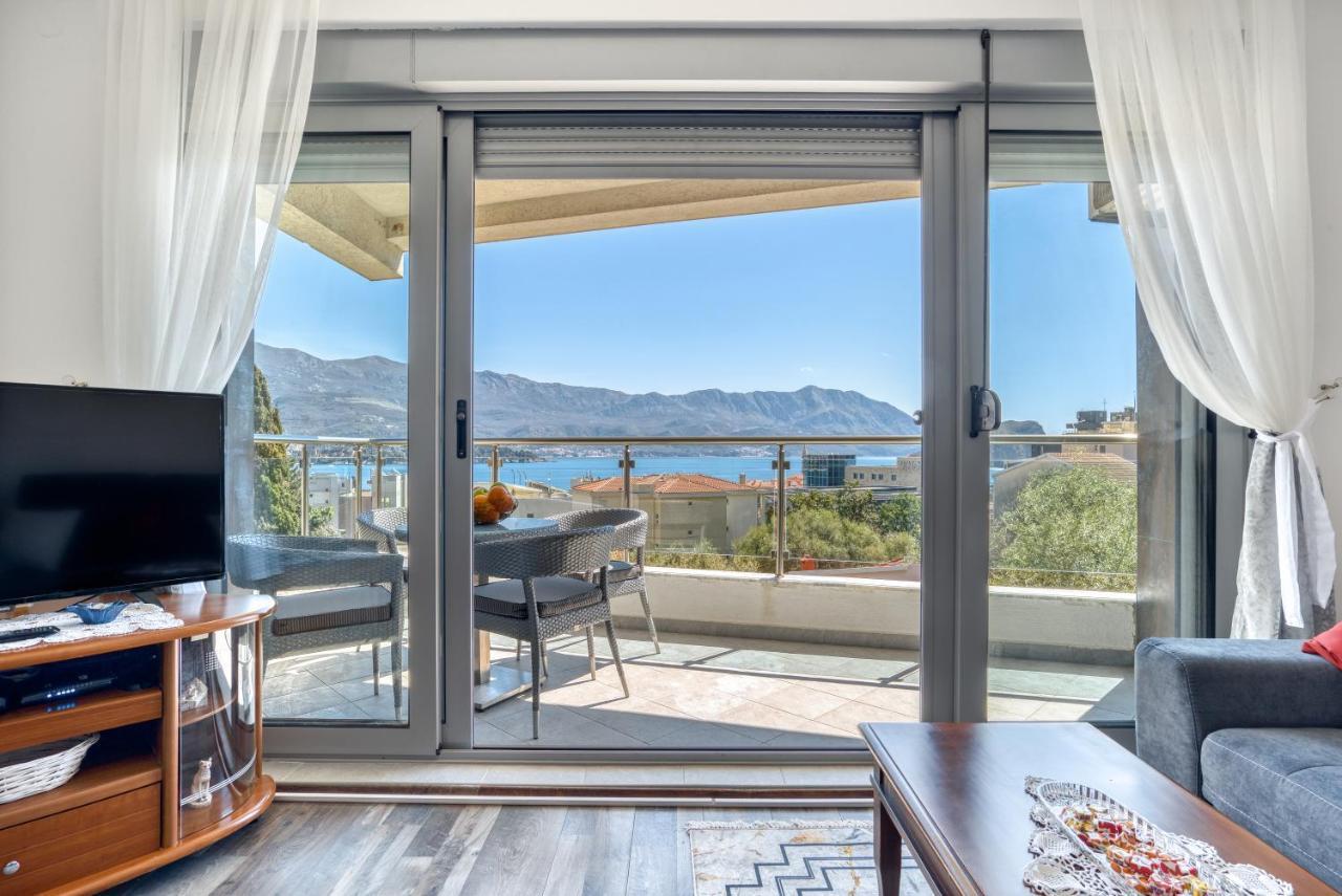 Apartment With A View Μπούντβα Εξωτερικό φωτογραφία