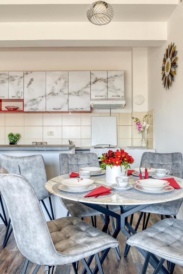 Apartment With A View Μπούντβα Εξωτερικό φωτογραφία
