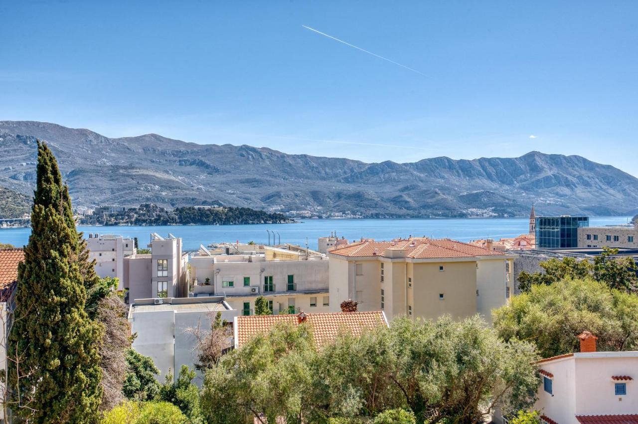 Apartment With A View Μπούντβα Εξωτερικό φωτογραφία